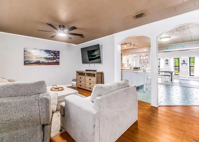 Lillian Get Away Pool & Pets 15 Mins To * Pensacola