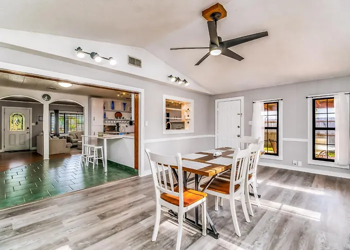 Lillian Get Away Pool & Pets 15 Mins To * Pensacola